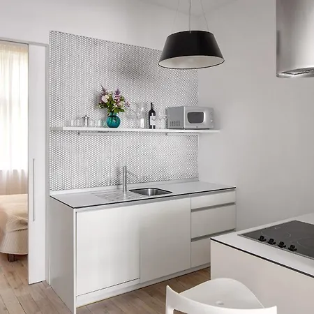 Holeckova 4* Praha