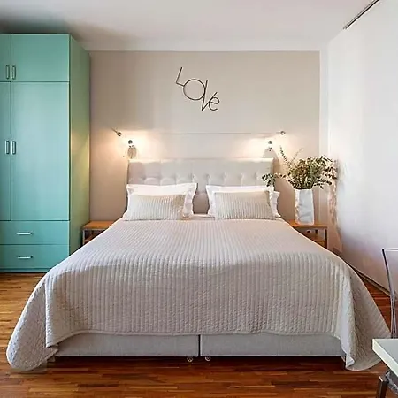 Holeckova Hotell 4*