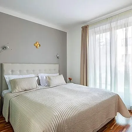 Holeckova Hotell 4*